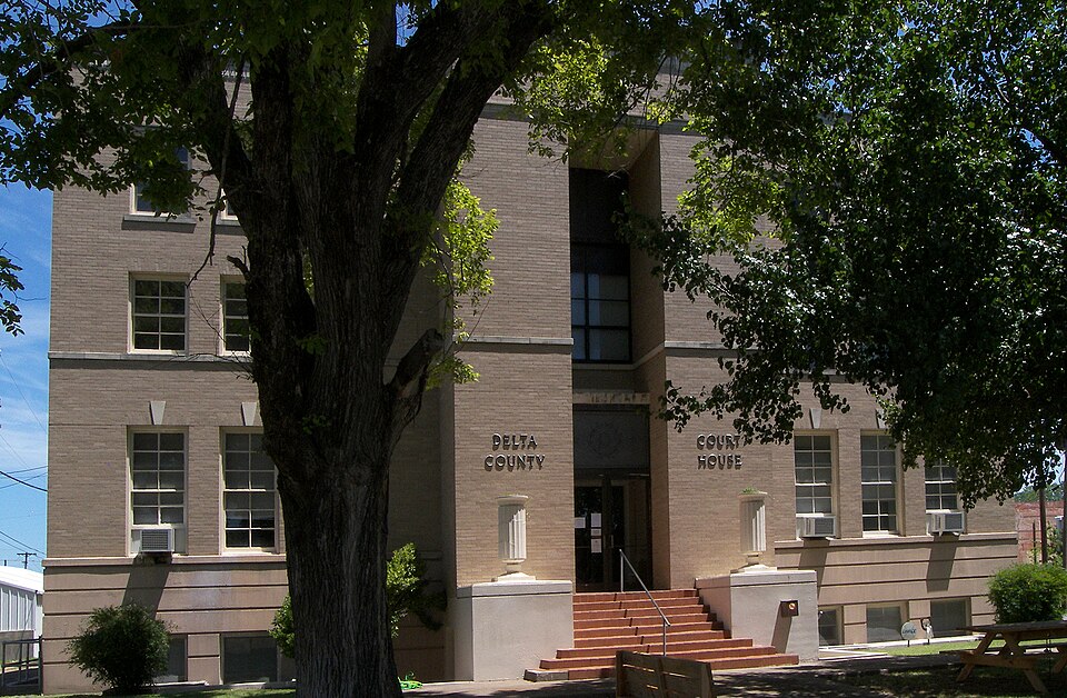 Fayl:Delta courthouse tx 2010.jpg