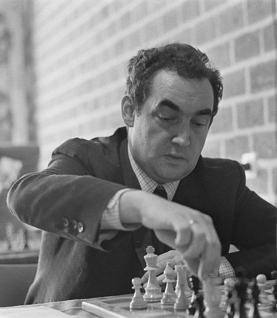 Fayl:Mark Taimanov 1970.jpg