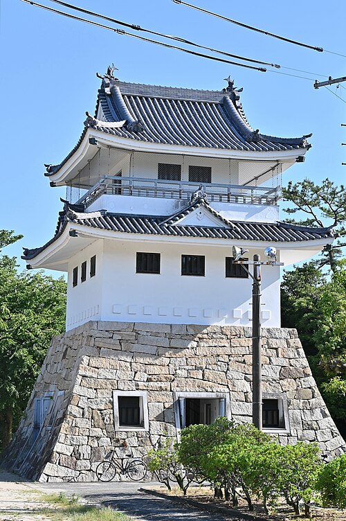 Fayl:Ohkusa Castle.jpg