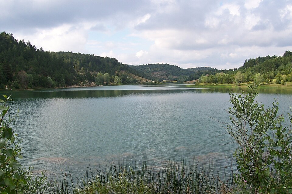 Fayl:Bostancı Pond.jpg