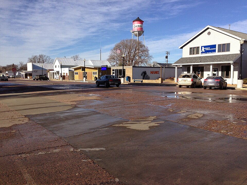 Fayl:Canistota Main Street.JPG