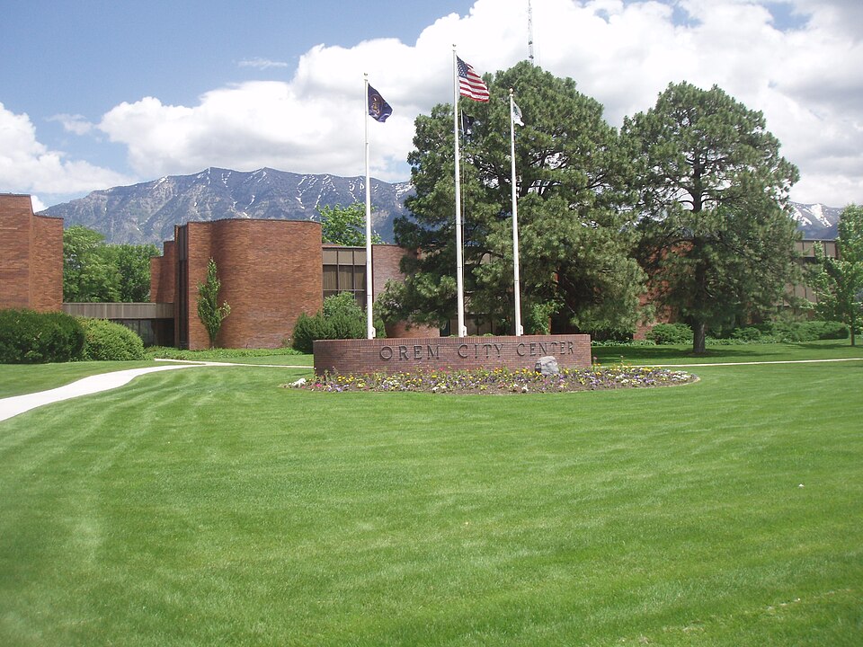 Fayl:Orem Utah City Center.jpeg