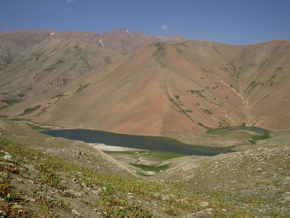 Fayl:Arashan lake.jpg