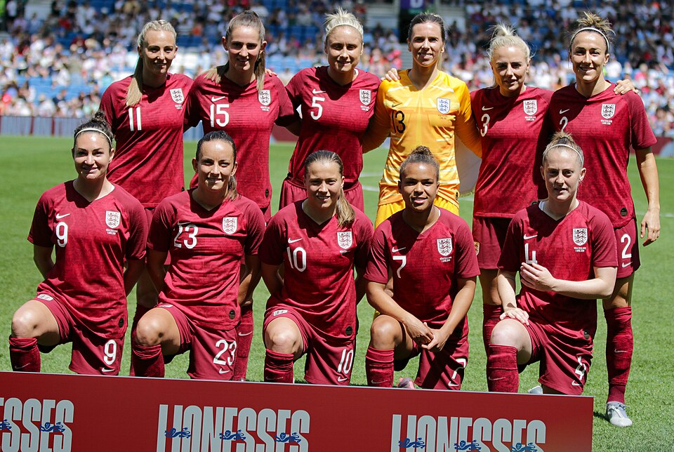 Fayl:England 2019 47986391577 James Boyes.jpg