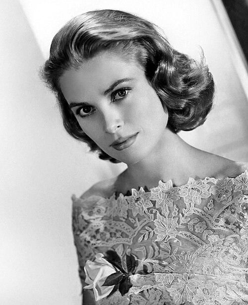 Fayl:Grace Kelly MGM photo.jpg