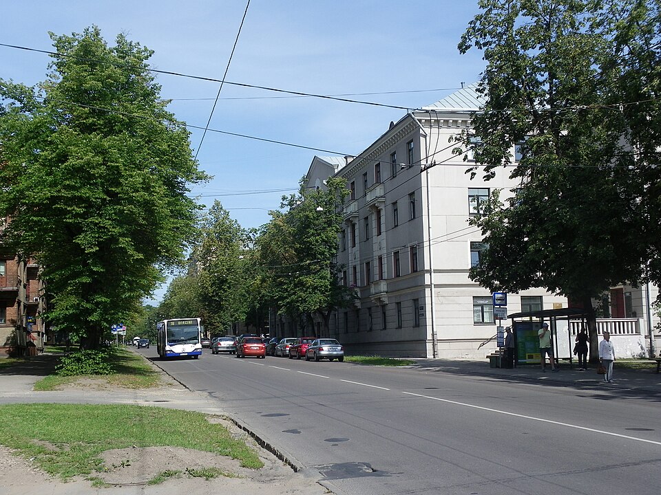Fayl:Lomonosova iela 9 (2).jpg