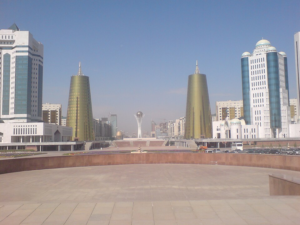 Fayl:Astana centr.JPG