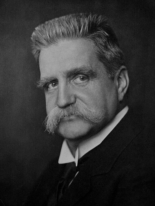 Fayl:Hjalmar Branting by Goodwin.jpg
