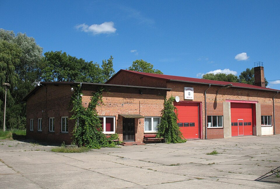 Fayl:Mestlin Feuerwehr.jpg