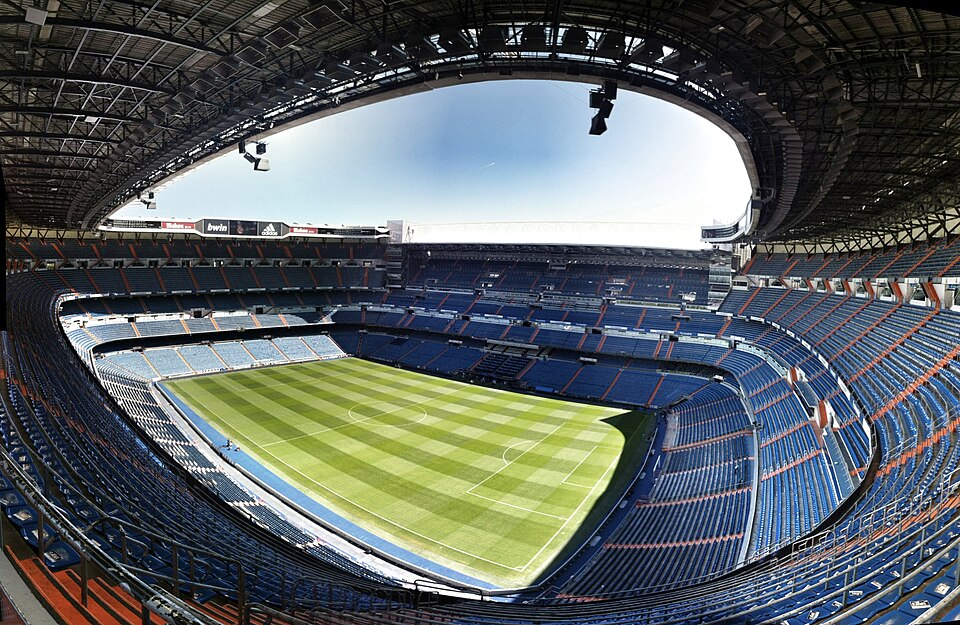 Fayl:Santiago-Bernabeu-May-2013.jpg