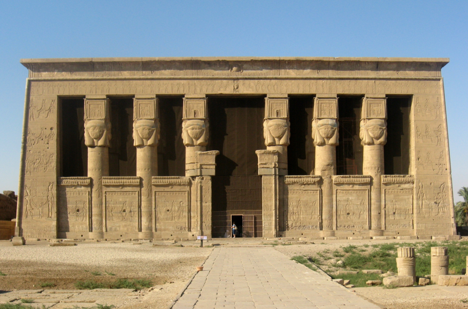 Fayl:Dendera 7 977.PNG