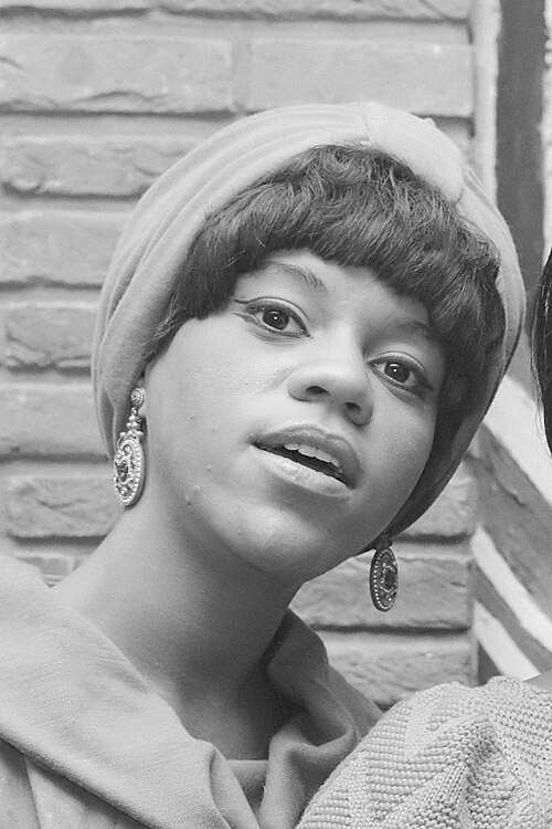 Fayl:Florence Ballard (1965).jpg