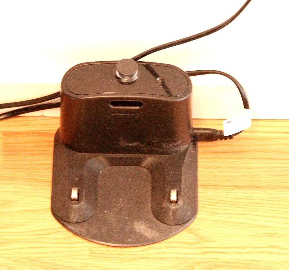 Fayl:IRobot Roomba 785 03 (fcm).jpg