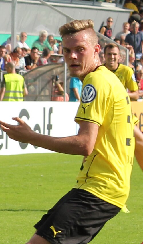 Fayl:Marvin Ducksch 2013 in Wilhelmshaven.jpeg