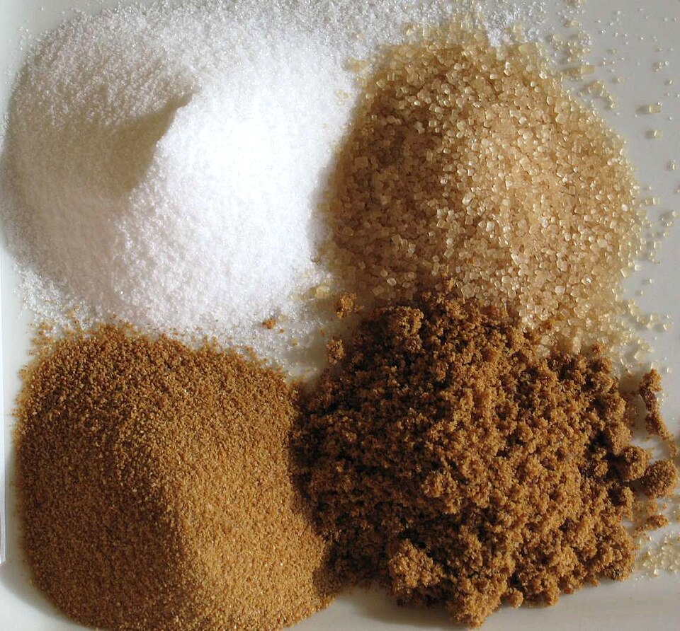 Fayl:Sucre blanc cassonade complet rapadura.jpg