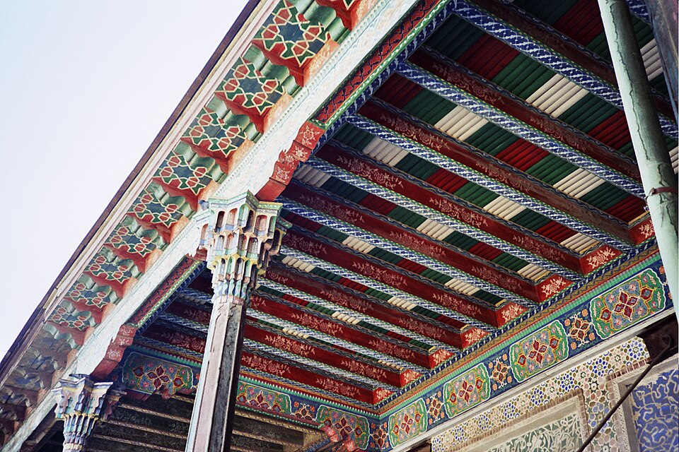Fayl:Khudayar Khan Palace, Kokand (495598).jpg