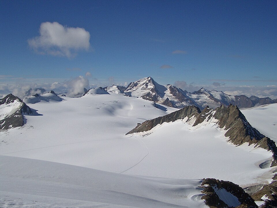 Fayl:GepatschAndKesselwandfernerFromFluchtkogel.jpg