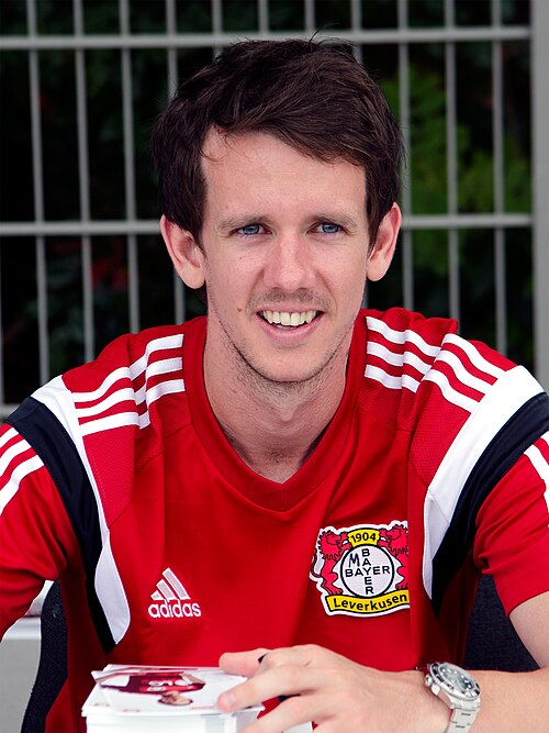 Fayl:Robbie-Kruse-2015-08.jpg