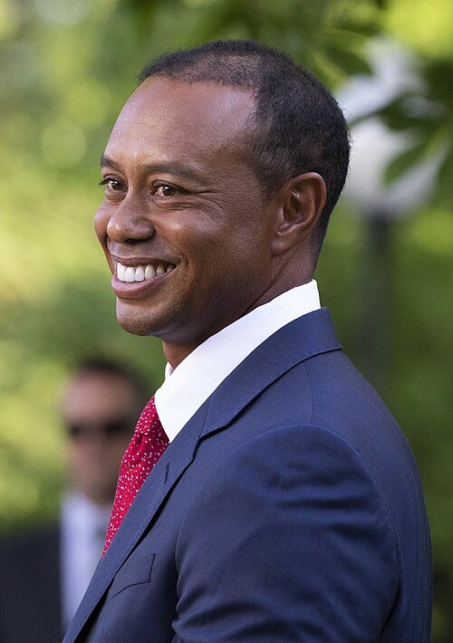 Fayl:Tiger Woods in May 2019.jpg