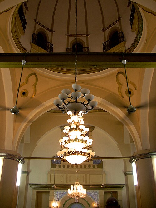 Fayl:Benghazi Atiq Mosque Interior.JPG