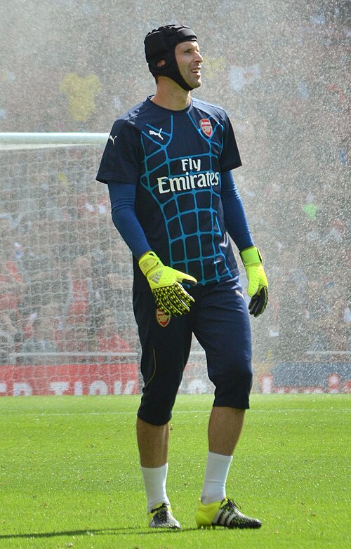 Fayl:Cech - 2015 Emirates Cup.jpg