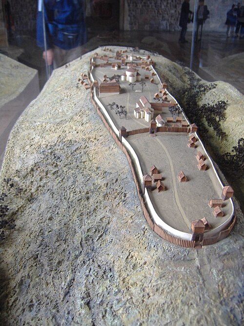 Fayl:Maqueta del castell de praga.JPG