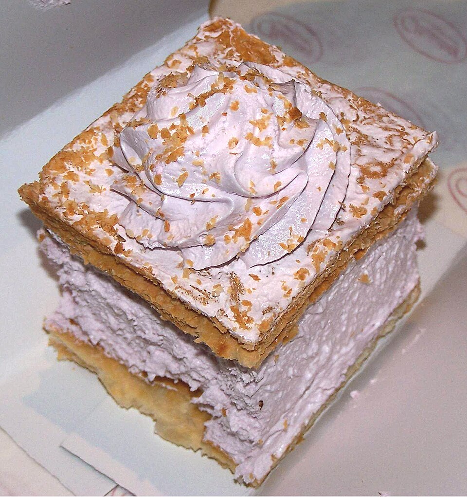 Fayl:Napoleon cake 02.JPG