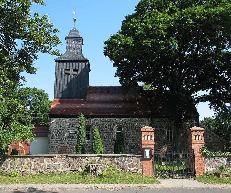 Fayl:Woelsickendorf church.jpg