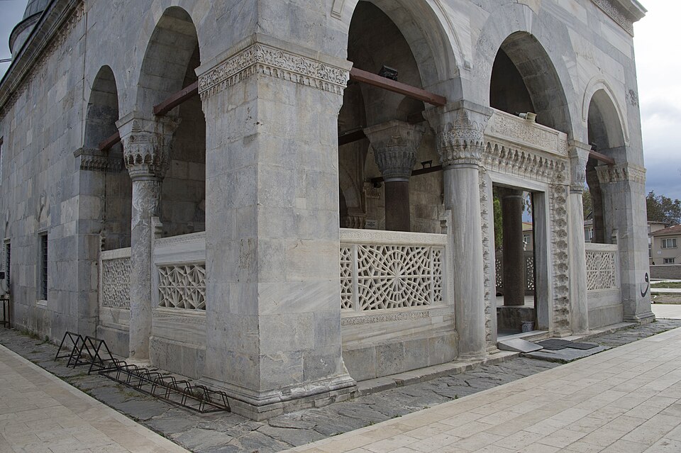 Fayl:Iznik Green mosque 8182.jpg