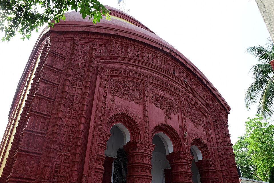 Fayl:Nandadulal Jew Temple at Gurap.jpg