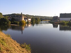 Vesdre daryosining ogʻzi (chapdan) Ourthe.