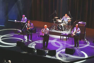 Mavi Işıklarning 2016-yilgi konserti