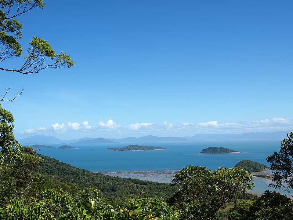 Fayl:View from Mount Kootaloo.jpg