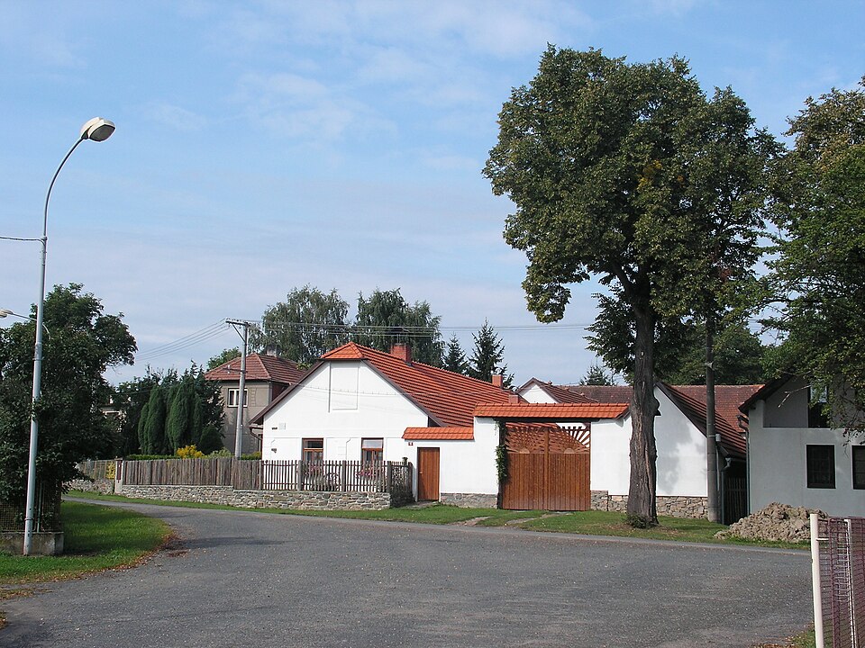 Fayl:Hraběšín 1.jpg