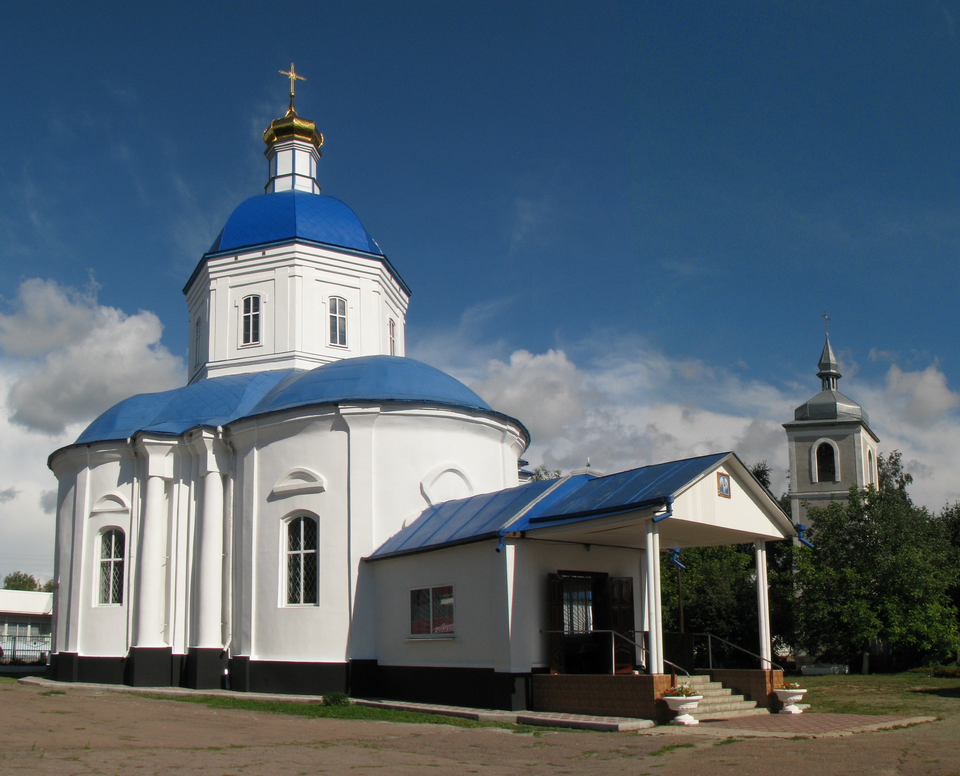 Fayl:Nosivka Trinity Church 1.png