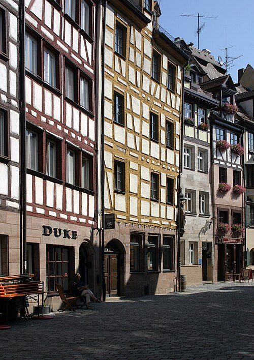 Fayl:Nuernberg-Weissgerbergasse-06-2006-gje.jpg