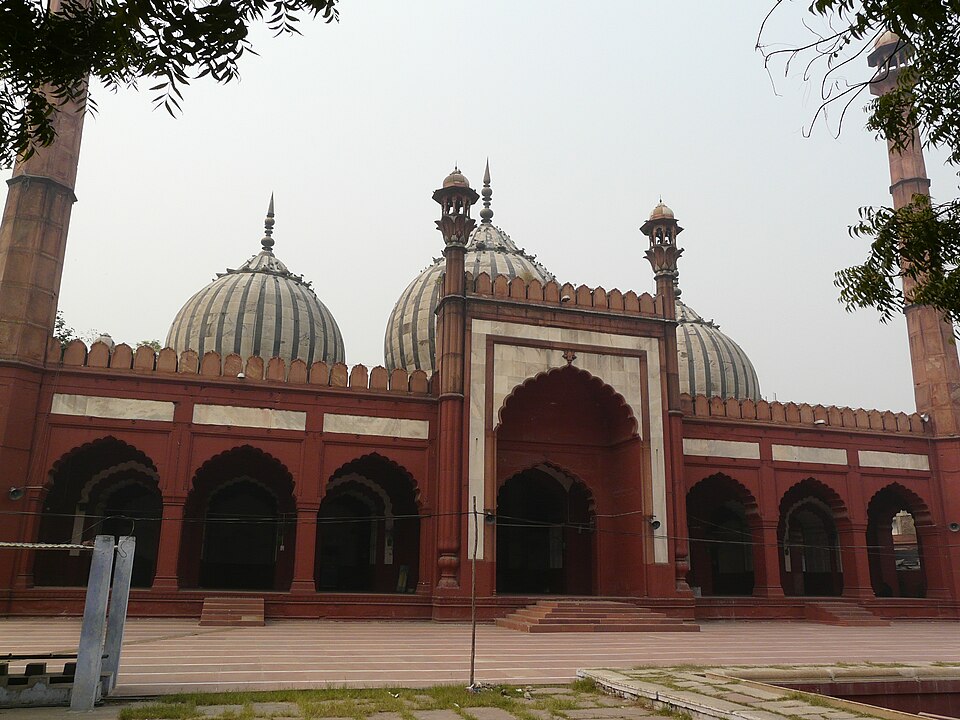 Fayl:Zinat-ul-Masjid.jpg
