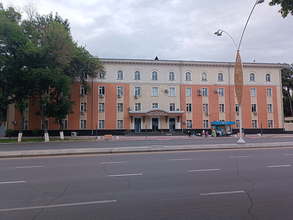 Fayl:Ministry of Preschool Education (Tashkent).jpg