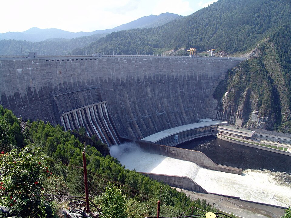 Fayl:Sayano–Shushenskaya Dam1.JPG