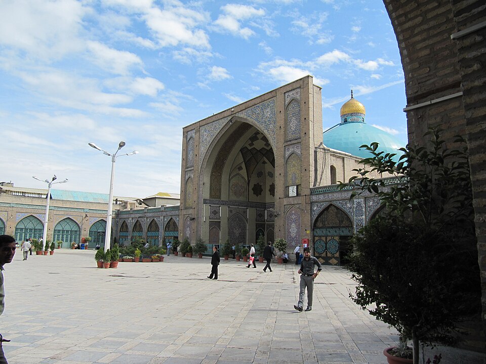 Fayl:Shah Mosque (5448777193).jpg