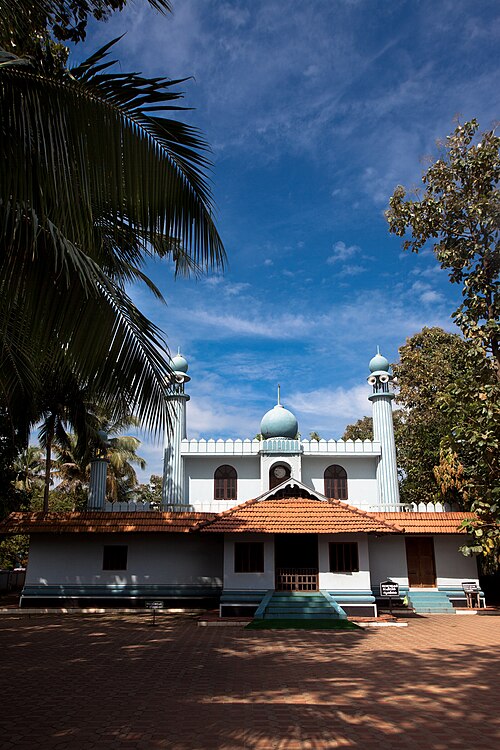 Fayl:Cheraman Juma Masjid.jpg