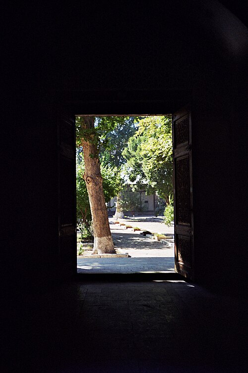 Fayl:Khudayar Khan Palace, Kokand (495602).jpg
