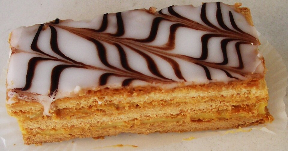 Fayl:Mille-feuille français 1.jpg