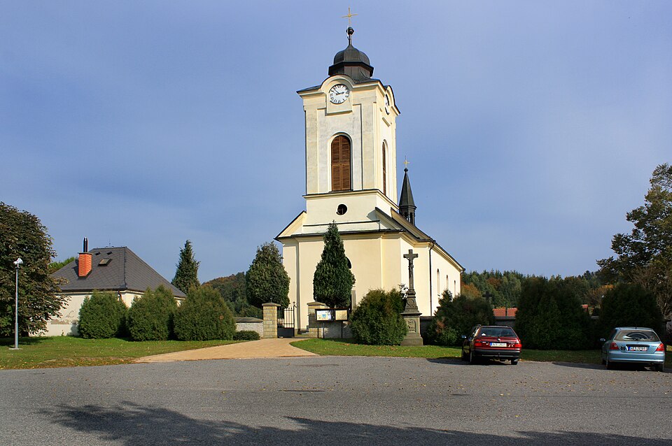 Fayl:České Libchavy, church.jpg