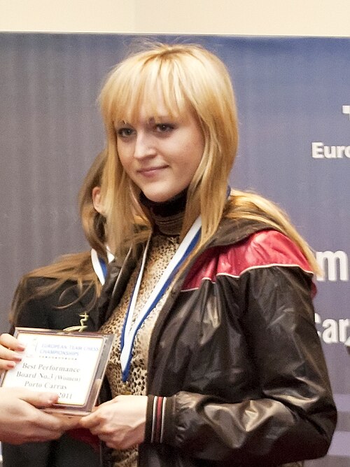 Fayl:Anna Ushenina 2011.jpg