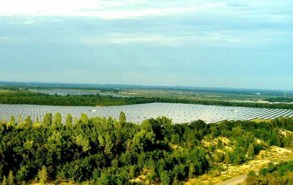 Fayl:Blick vom aussichtsturm hörlitz4.jpg