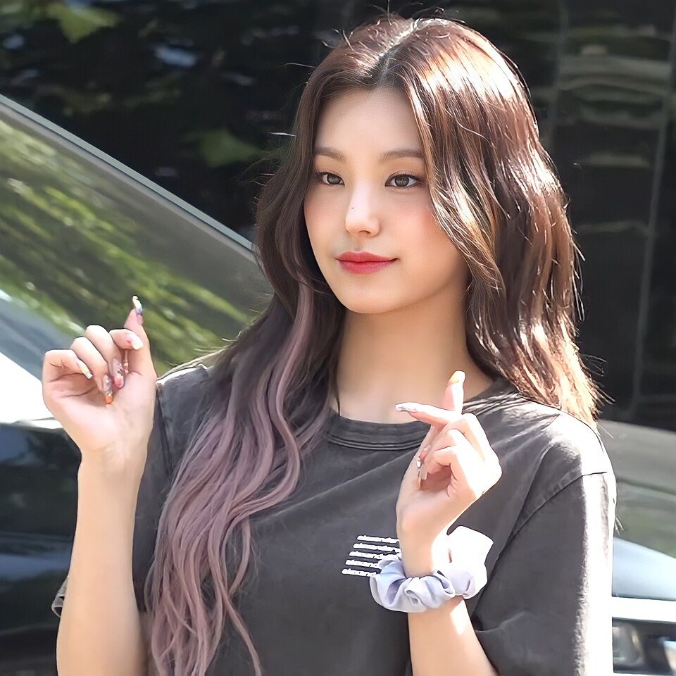 Fayl:Hwang Ye-ji (황예지) 220729.jpg