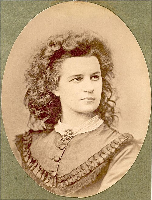 Fayl:Lydia Koidula-Sachker.jpg