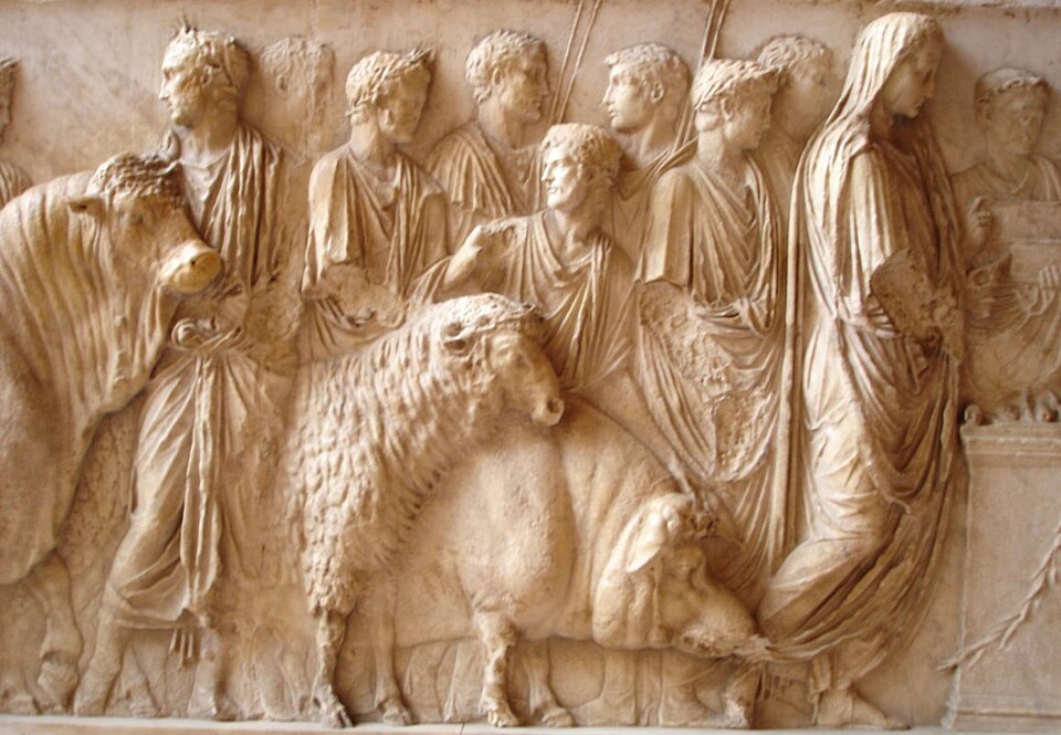 Fayl:Suovetaurile Louvre.jpg