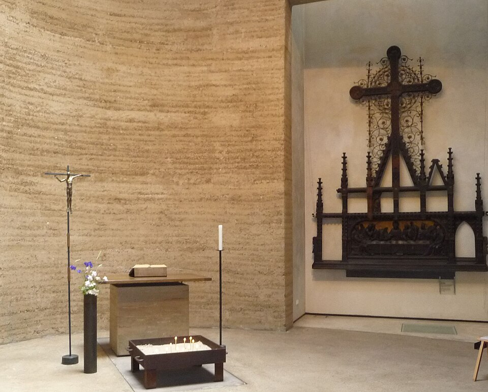 Fayl:Versoehnungskapelle 3.jpg